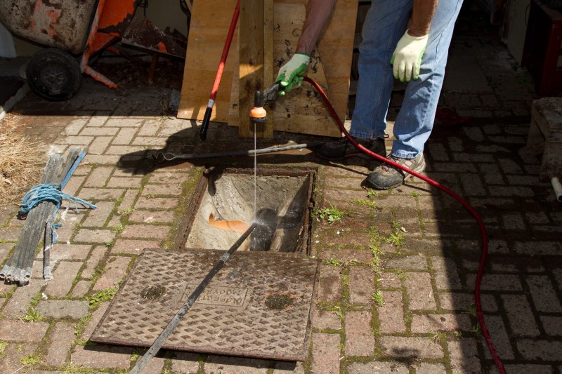 Drain repair work in Islington